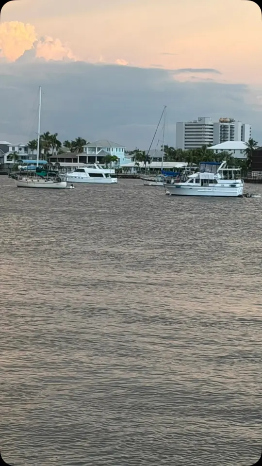 Dixie Fish Company in Fort Myers Beach showing review, waterfront views, old florida atmosphere, video by Monarch Luxury Apartments on Facebook