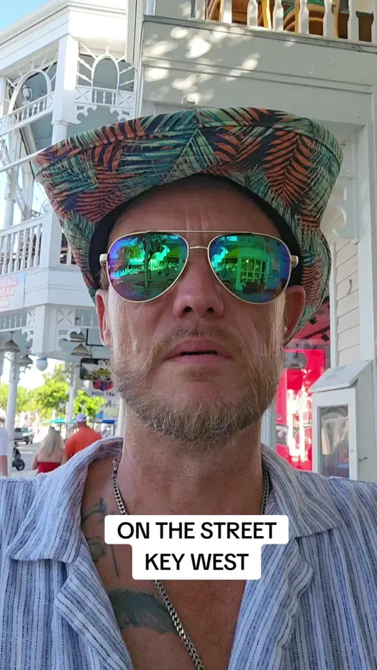 Doc's on Duval in Key West showing bar, venue announcement, video by absinthedevil on TikTok