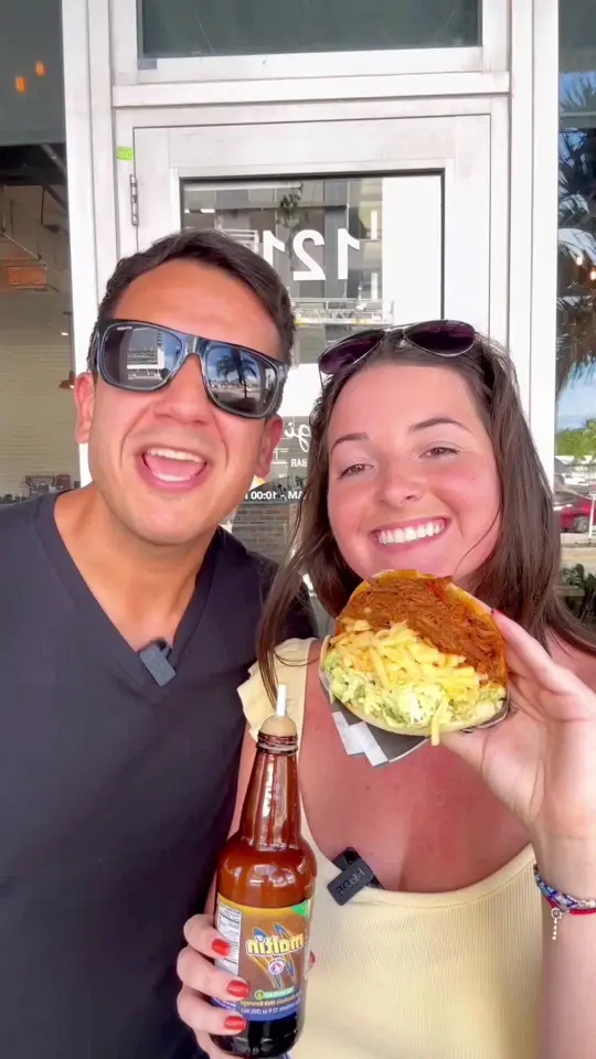 Doggi's Arepa Bar in Miami showing food, venezuelan food, arepas, video by treatyoselfeverywhere on TikTok