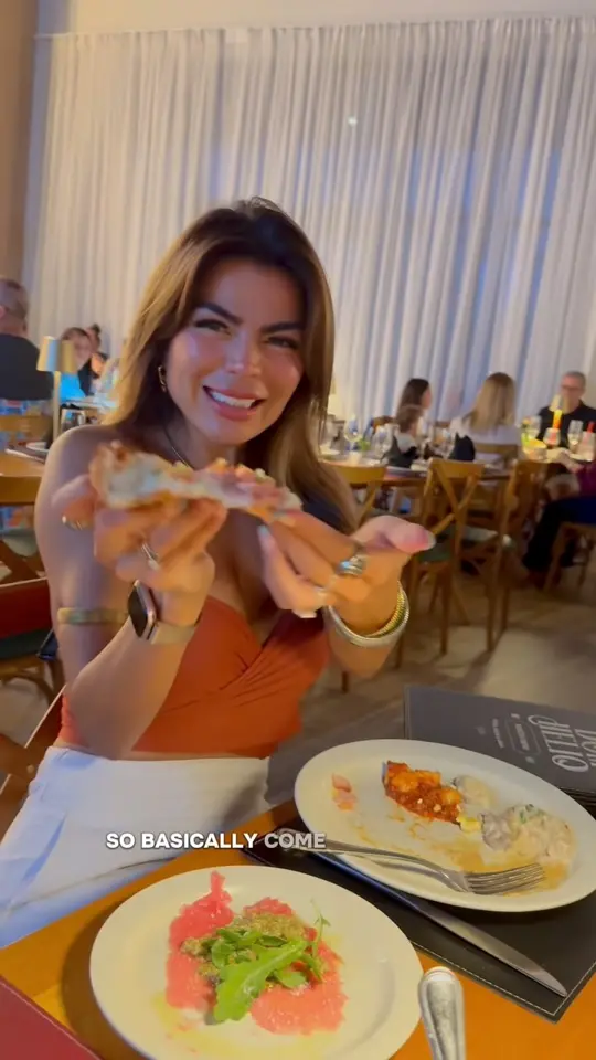 Dom Helio Restaurant in Kissimmee showing restaurant visit, all-you-can-eat dining, pizza, fresh pasta, creamy rice, brazilian picanha, video by Ilse Alvarez Portales on Facebook