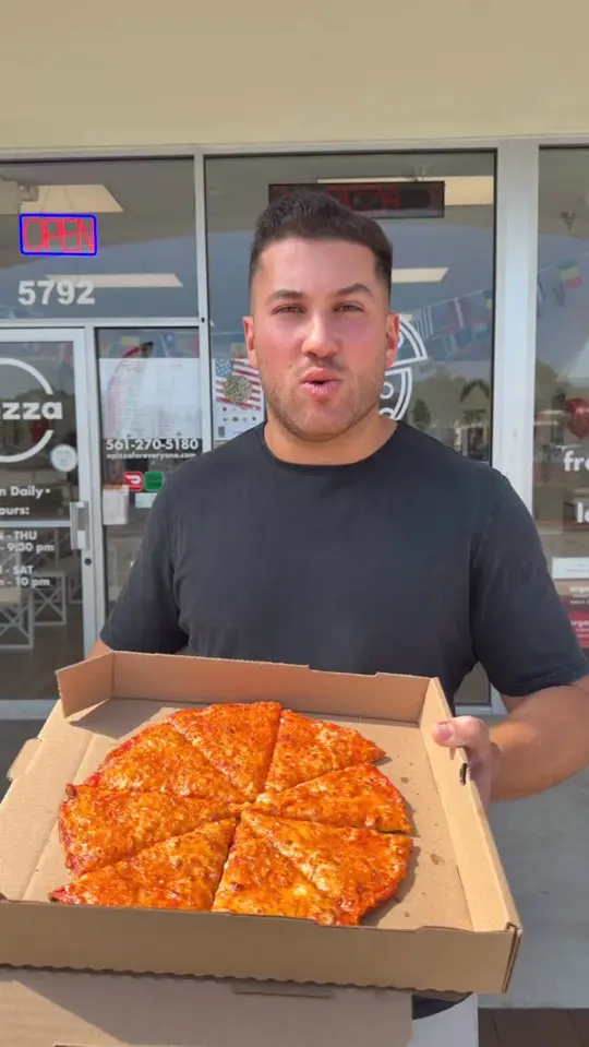 Dominics III in Lake Worth showing pizza, visit, video by Mikeiseating on Facebook