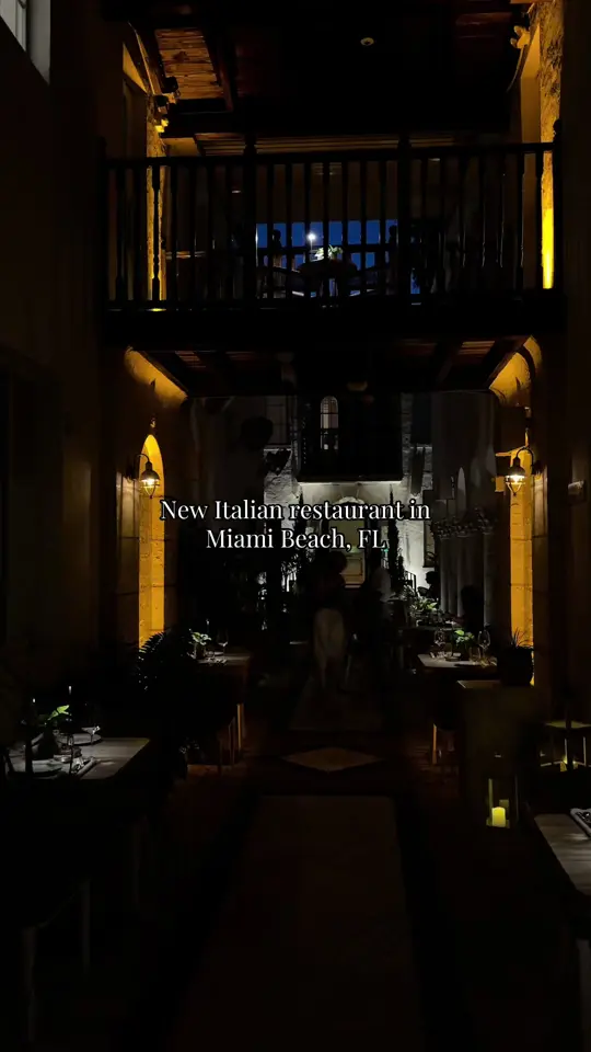 Donatella Restaurant in Miami Beach showing italian food, birthday dinner, video by lizzydrizzy6 on TikTok