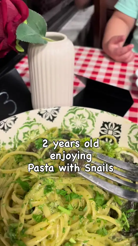 Donna Sarah in Cooper City showing food, pasta with snails, video by savorthemoments on TikTok