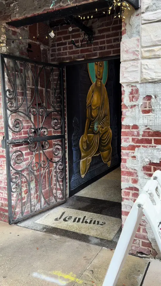 Dorothy's Downtown on TikTok, video by allthingsjacksonville