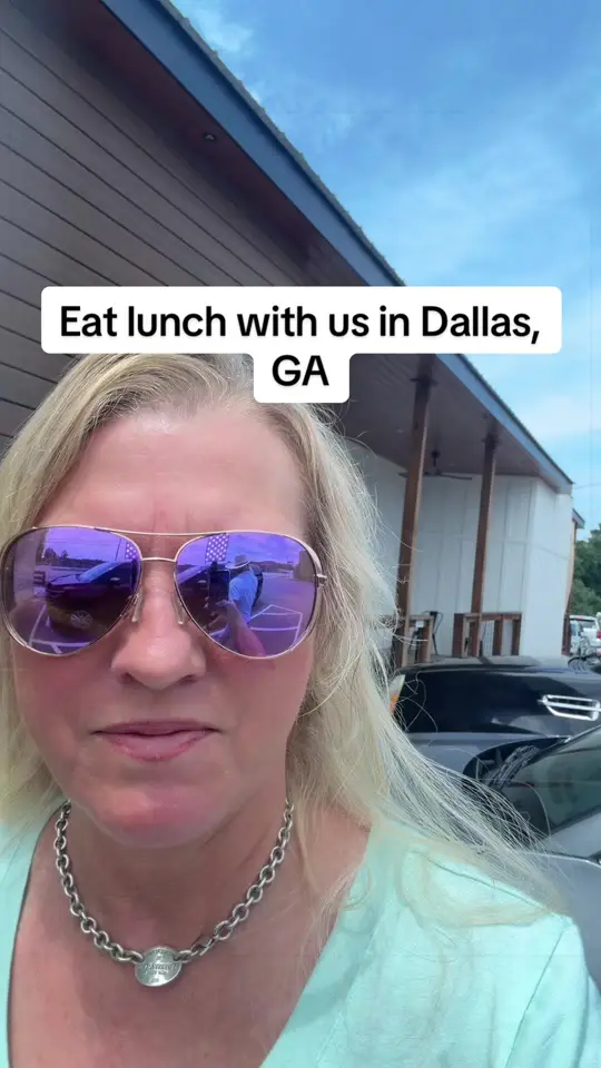 Downtown Eats in Dallas showing lunch, visit, video by robyn.and.brian on TikTok