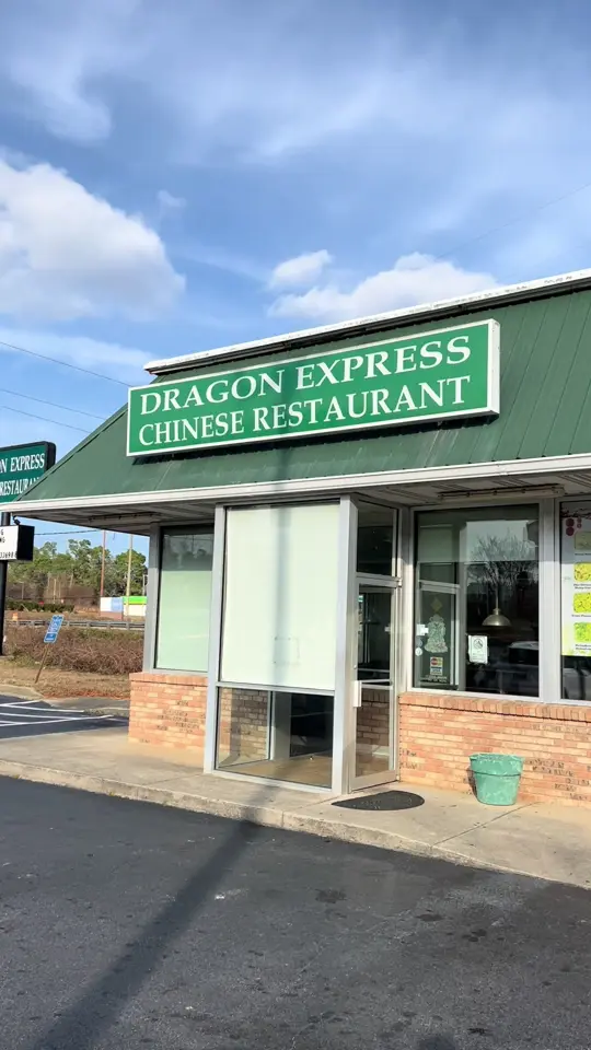 Dragon Express in Augusta showing food review, chinese food, video by firethiefreviews on TikTok
