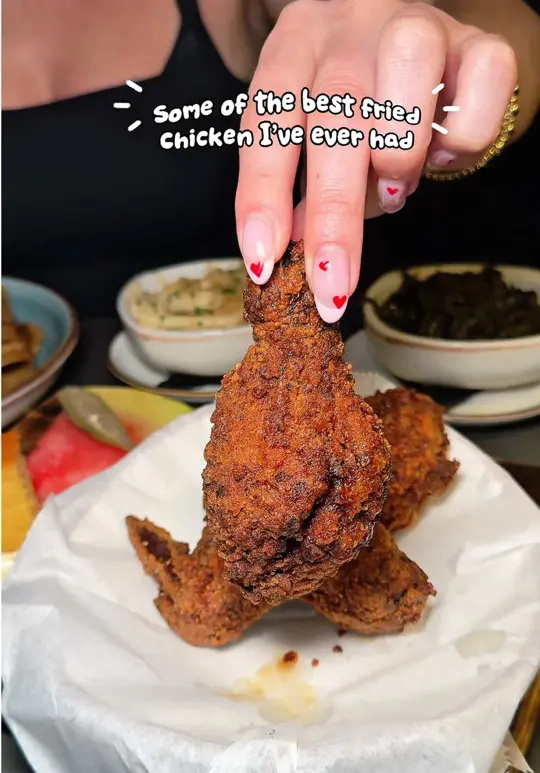 Driftwood in Boynton Beach showing food, fried chicken, video by sydney.austinn on TikTok