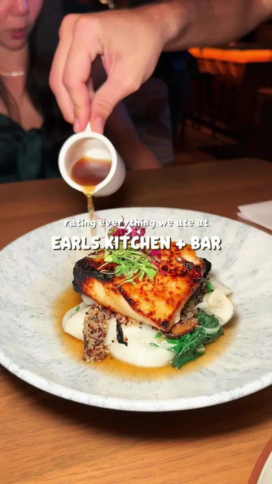 Earls Kitchen + Bar in Orlando showing review, visit, video by fiveftfoodie on TikTok