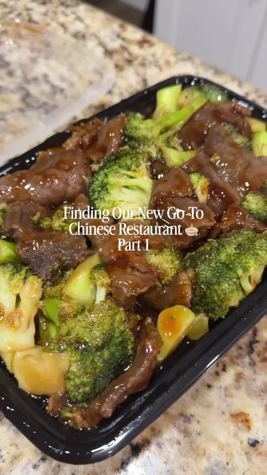 Egg Roll King in Savannah showing review, egg roll, beef & broccoli, chicken lo mein, video by ansleycroberts on TikTok
