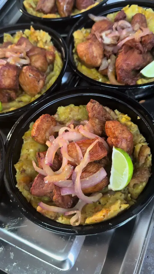  in Florida showing food, carne frita, video by el_calentonpr on TikTok