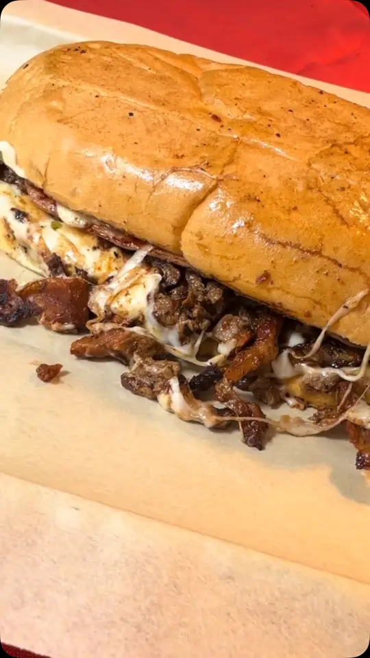 El Carreton Taqueria in Gainesville showing food truck, tacos, tortas, takeout, delivery, video by El Carreton Taqueria Food Truck on Facebook