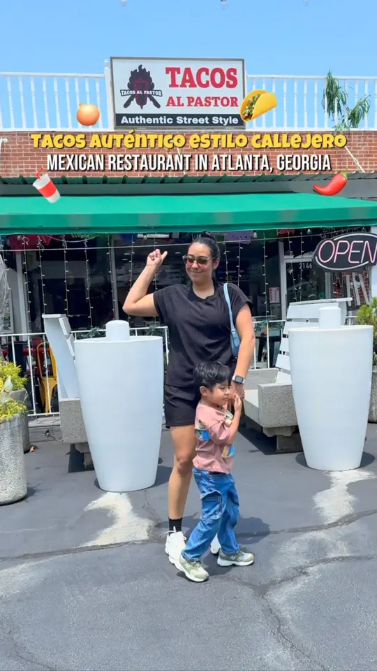 El Castillo Mexicano in Alpharetta showing review, visit, tacos al pastor, handmade tortillas, chiles toreados, video by Los Castillo Travel on Facebook