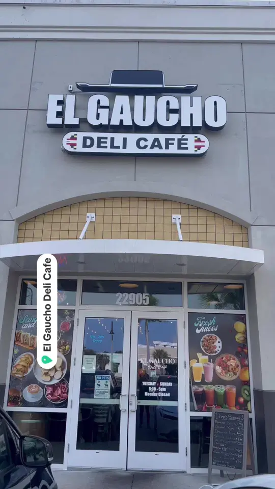 El Gaucho Deli Cafe in Estero showing restaurant, breakfast, lunch, brunch, juices, bakery, desserts, video by elgauchotrattoria on TikTok