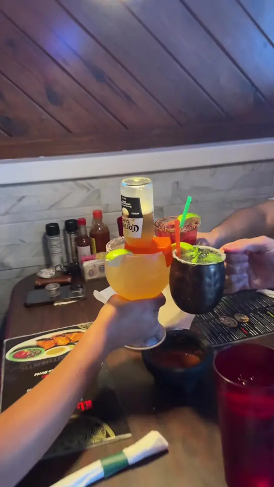 El Potro Mexican Restaurant in Winter Park showing restaurant, mexican food, tacos, cocktails, family-friendly atmosphere, video by elpotrowinterpark on TikTok