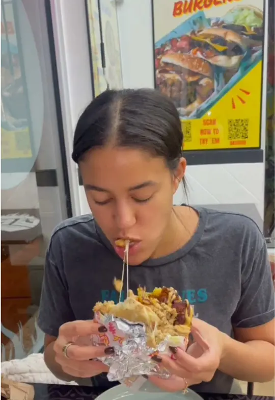  in Florida showing review, rucon burger, torta sandwich, arepa, birria combo, video by j.dovalle1 on TikTok