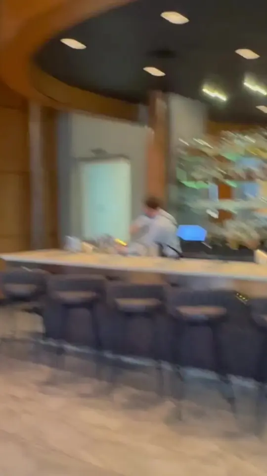Epic Restaurant in Columbus showing restaurant visit, upscaledining, fine dining, video by rossi.ross66 on TikTok