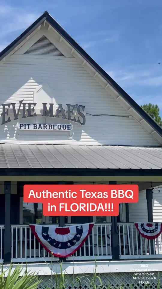 Evie Maes Pit Barbecue in Miramar Beach showing restaurant review, bbq, video by kelqtpie on TikTok