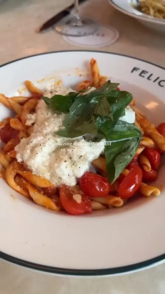 Felice in West Palm Beach showing restaurant visit, italian food, pasta, burrata, video by jay._.eats on TikTok