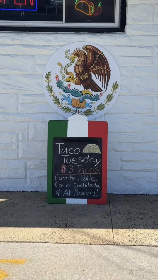  in Florida showing tacos, video by felipes.mexican.r on TikTok