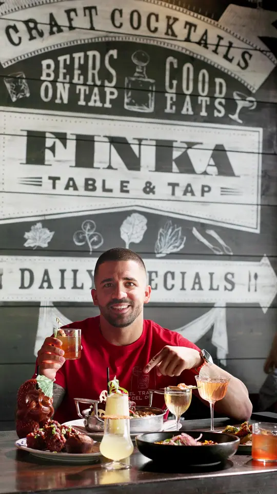  in Florida showing cocktail, menu review, video by eltragodeldia on TikTok