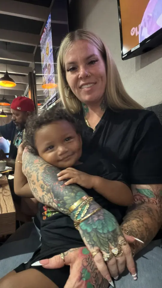 Finnegan's Grille & Pub in Port Charlotte showing visit, review, video by Christine Thornton on Facebook