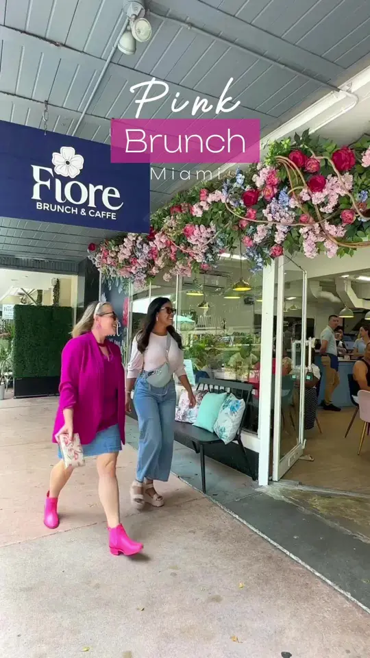  in Florida showing brunch, pink brunch menu, milkshake, pink pancakes, video by fashion.eat.travel on TikTok