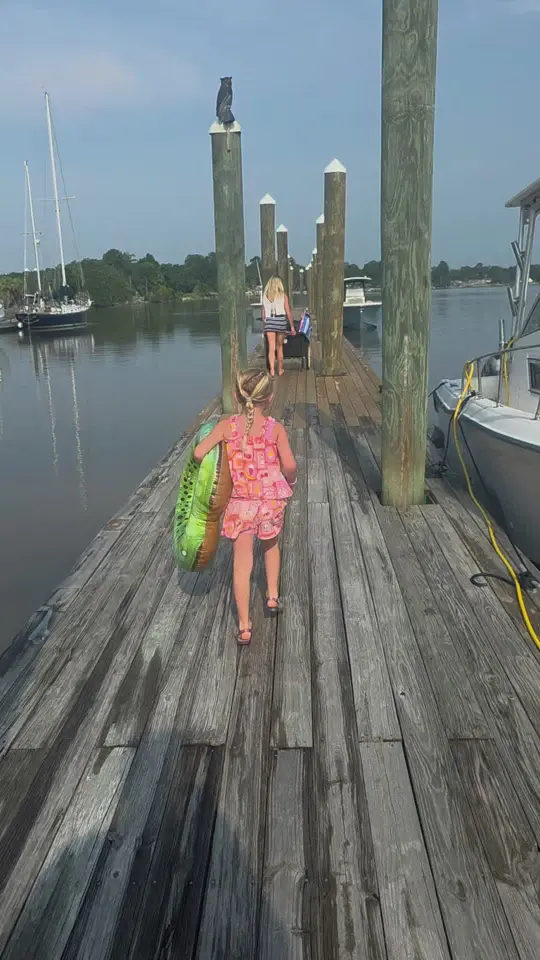 Fish Tales in Richmond Hill showing visit, lunch, video by fireman711 on TikTok