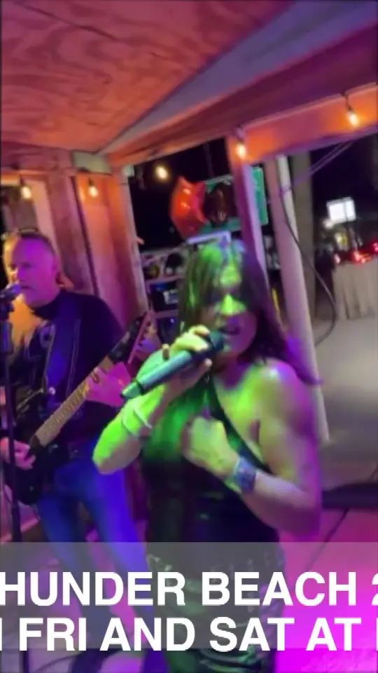 Flamingo Jo’s Beach Bar in Panama City Beach showing live music, video by flamingojospcb on TikTok