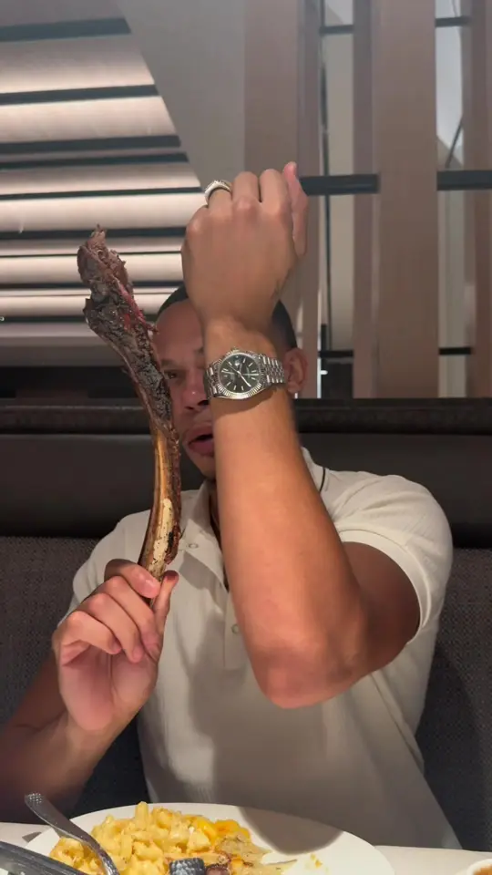 Fleming's Prime Steakhouse & Wine Bar in Miami showing fine dining, steakhouse, anniversary, elegant atmosphere, video by tonyleech6 on TikTok
