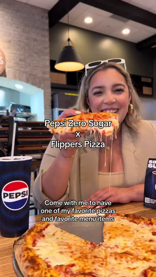 Flippers Pizza Co. - Lady Lake in Lady Lake showing pizza, margherita pizza, bacon honey buns, pepsi zero sugar, game day, video by beercutieandfoodie on TikTok