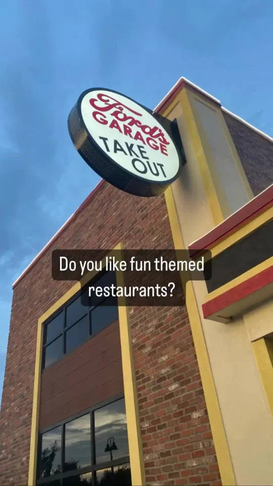 Ford's Garage ChampionsGate in Davenport showing review, visit, atmosphere, burgers, comfort food, video by kaylabee32 on TikTok