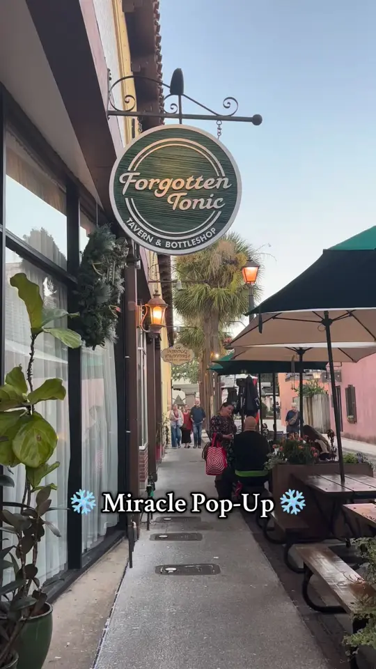Forgotten Tonic in St. Augustine showing cocktail, holiday themed cocktails, event, pop-up, atmosphere, winter decor, video by Totally St. Augustine on Facebook