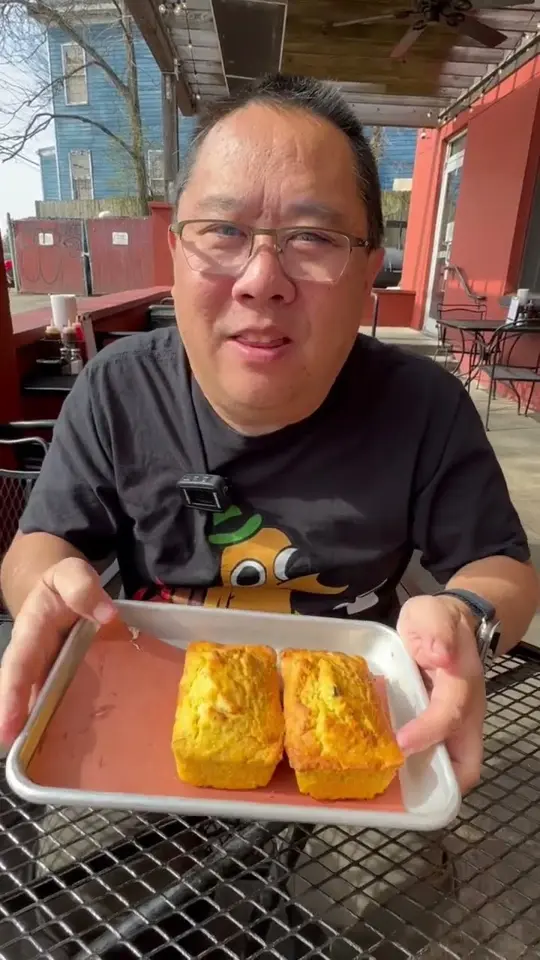 Fox Bros. Bar-B-Que Que-osk in Atlanta showing restaurant, fox bros bbq, video by Bill & Lisa's Food and Travel on YouTube