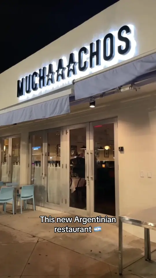  in Florida showing restaurant visit, empanada, provoleta, roasted red peppers, chorizo, entraña, milanesa napolitana, charred broccolini, chocomisu,, video by thehungrypost on TikTok