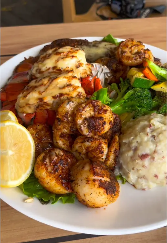Fresco's Waterfront Bistro in St. Petersburg showing cocktail, spicy jalapeño margarita / food, mango habanero ceviche / food, mango habanero shrimp, video by eatlocalflorida on TikTok