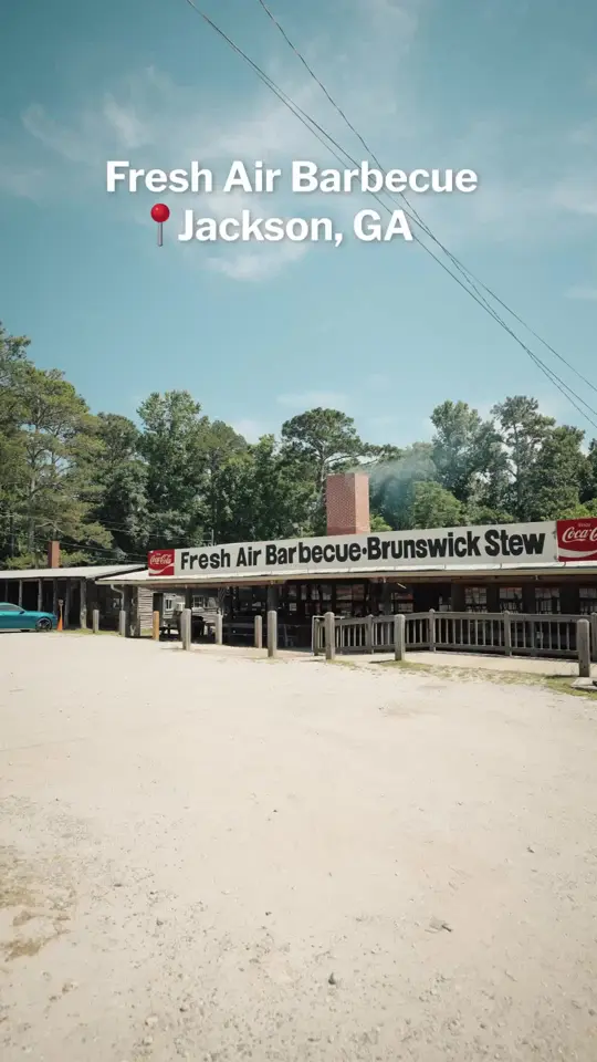 Fresh Air Barbecue in Jackson showing review, visit, video by explorebuttscounty on TikTok