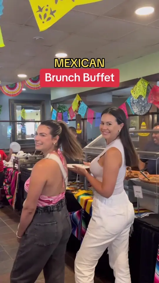 Frontera Mexican Kitchen in Duluth showing brunch buffet, chilaquiles bar, quesadillas, camarones cucaracha, video by thecaroandtina on TikTok