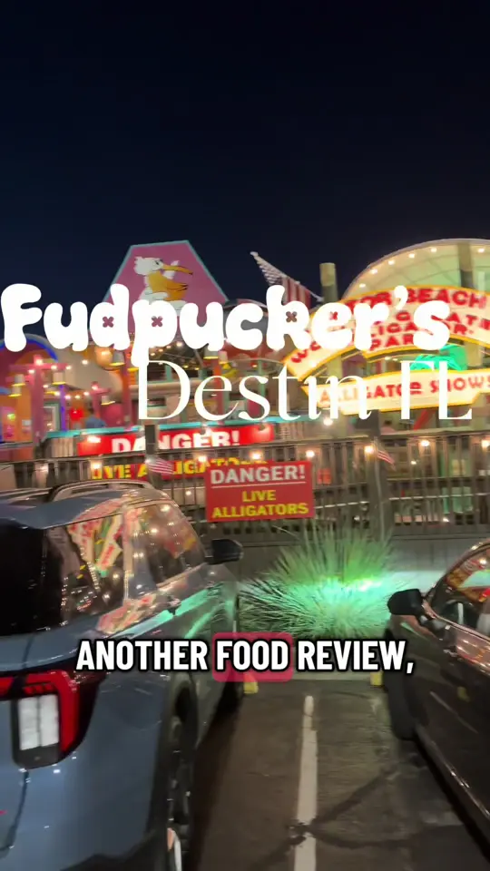 Fudpucker's Beachside Bar And Grill in Destin showing food review, shrimp, video by sherellefay on TikTok