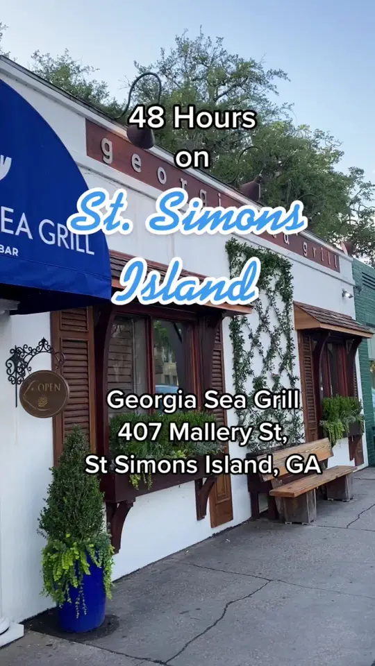 Georgia Sea Grill in St Simons Island showing food review, video by zackinatl on TikTok