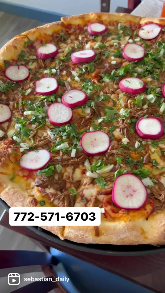  in Florida showing pizza, video by sebastiandaily on TikTok