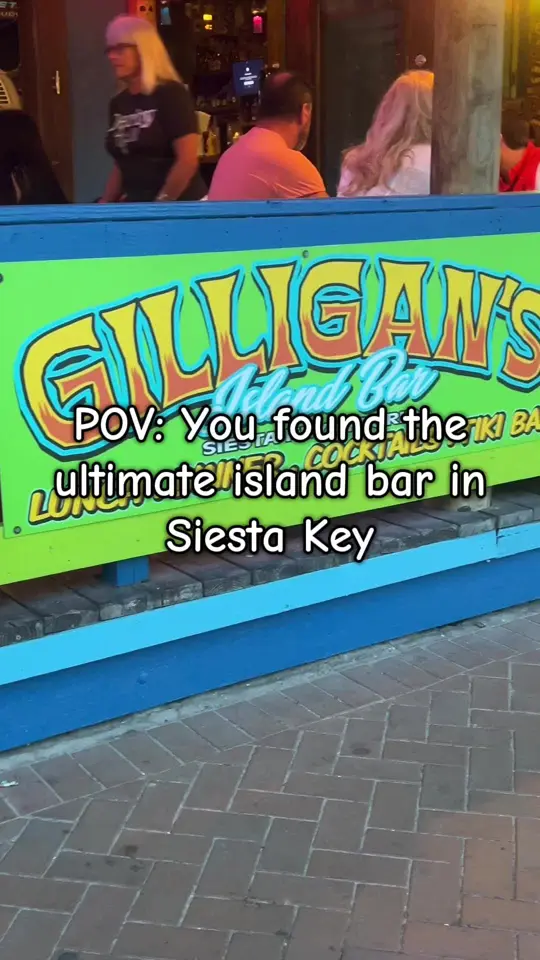 Gilligan's Island Bar & Grill in Sarasota showing live music, tropical cocktails, beachy vibes, good food, atmosphere, video by sun_and_moon_lover on TikTok
