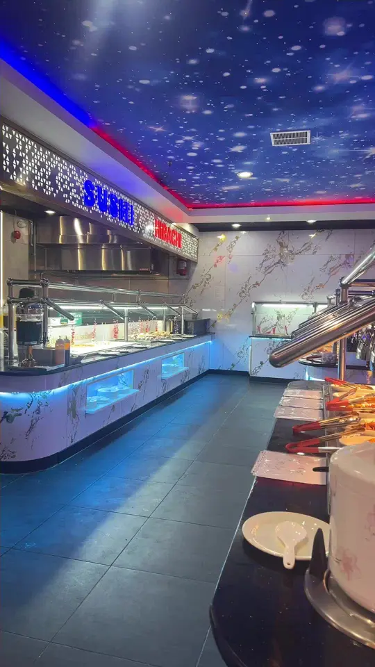 Golden Corral Buffet & Grill in Florida City showing buffet, food selection, variety of food, unlimited supply, video by golden.chopsticks8 on TikTok