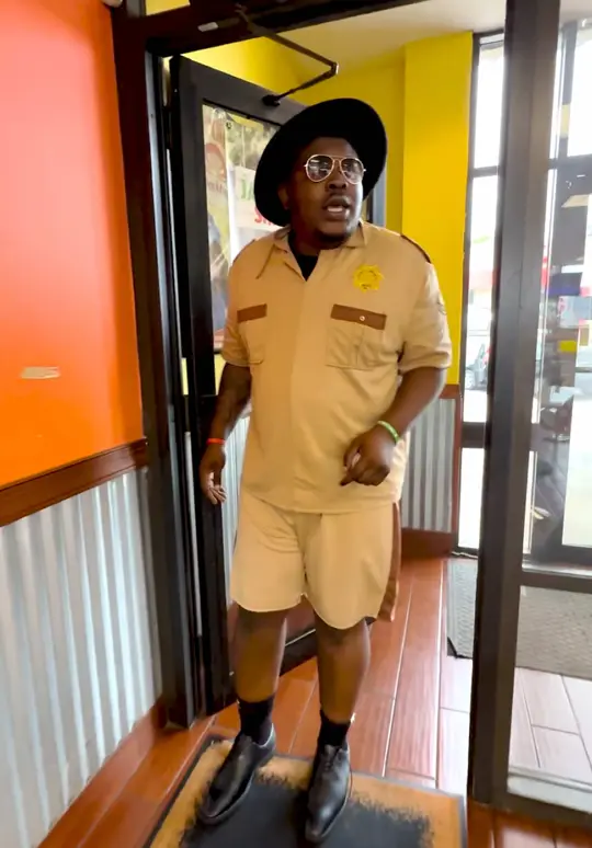 Golden Krust Caribbean Restaurant in Fairburn showing shrimp patty, video by negus_imara on TikTok