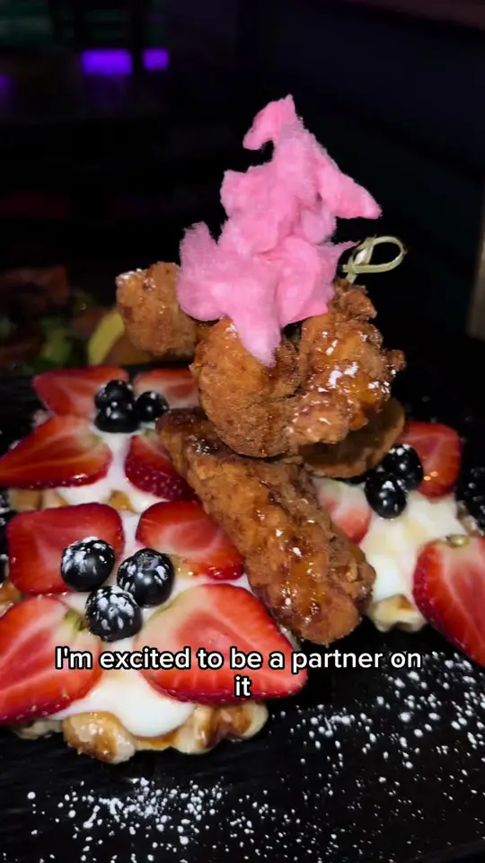 Gozamba Restaurant & Lounge in Orlando showing brunch, sangria, mimosas, entrée, venue visit, video by flexeatss on TikTok