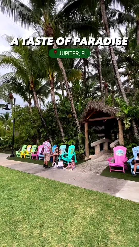 Guanabanas Restaurant in Jupiter showing review, visit, atmosphere, food, spicy shrimp bites, mexican street corn flatbread, video by thepalmbeaches on TikTok