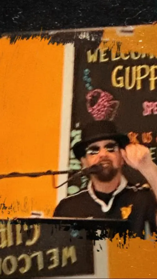 Guppy's in Longboat Key showing live music, performance, venue atmosphere, visit, video by Tim Michael McCaig on Facebook