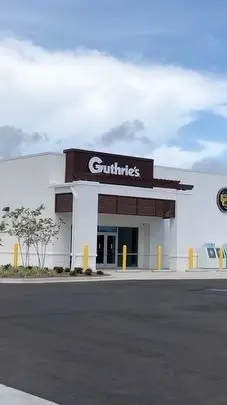Guthrie’s in Panama City Beach showing restaurant opening, venue visit, video by Guthrie's Chicken on Facebook