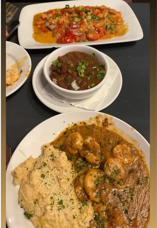 Harry's Grill in Anna Maria showing seafood, visit, video by kinkycurlsgirl on TikTok