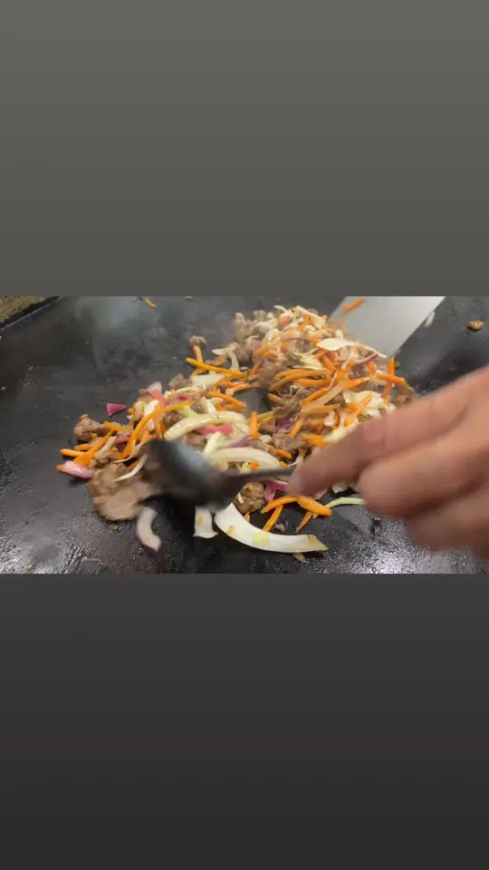 HEW International Cuisine in Midway showing food, beef bulgogi, video by HEW International Cuisine, Midway Georgi on Facebook