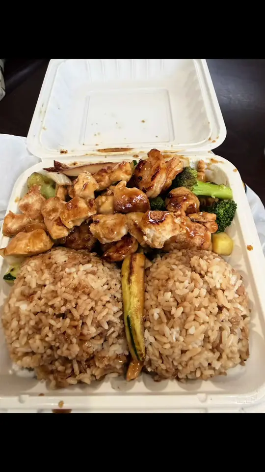Hibachi Express St.Petersburg in St. Petersburg showing food review, sushi, hibachi, video by relatabletopicks on TikTok